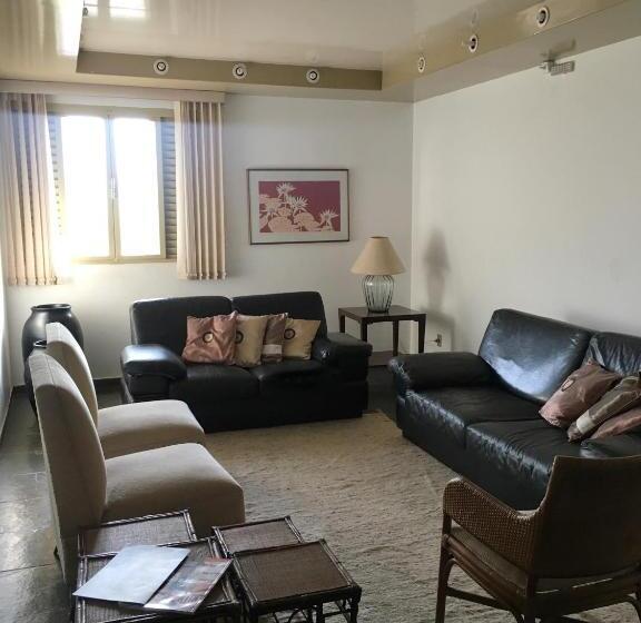 בית מלון כפרי Minas Palace