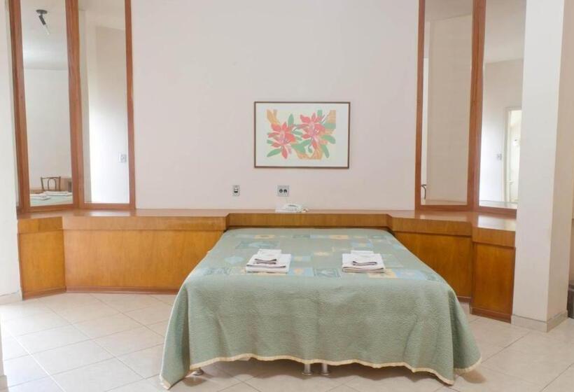 בית מלון כפרי Minas Palace