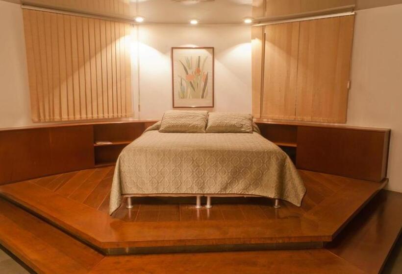 בית מלון כפרי Minas Palace