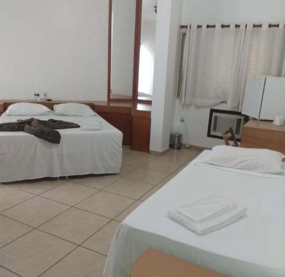 בית מלון כפרי Minas Palace