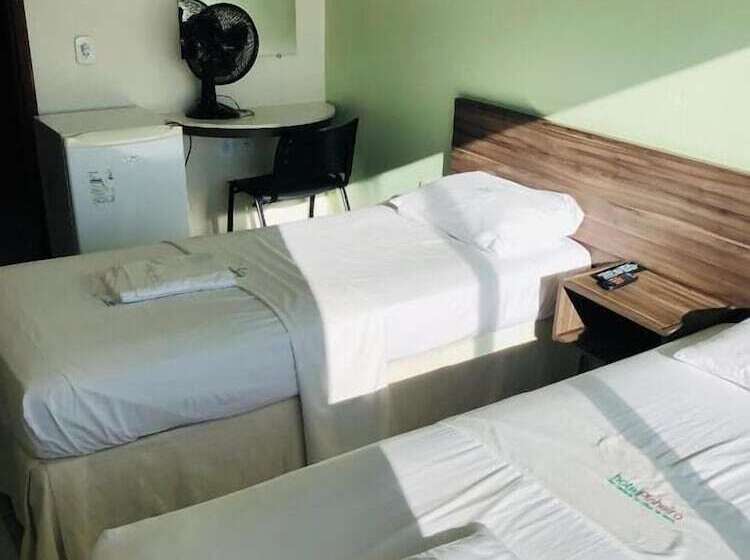 בית מלון כפרי Pinheiro