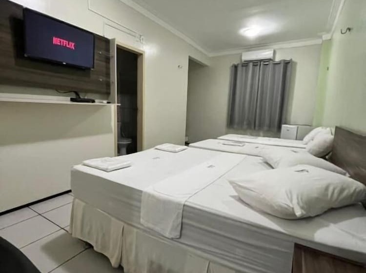 בית מלון כפרי Pinheiro