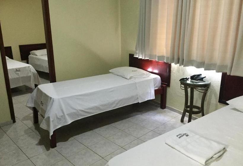 בית מלון כפרי Sampaio