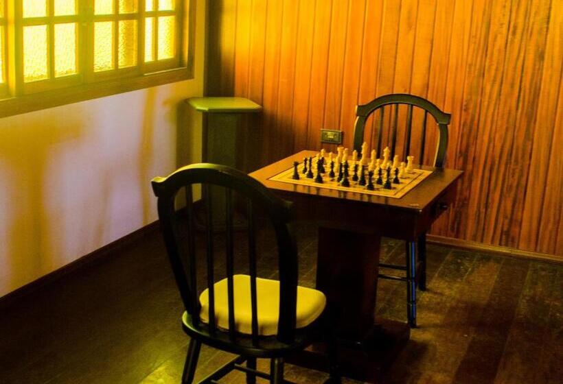 ホテル Villa Do éden