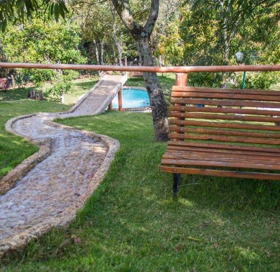 ホテル Villa Do éden