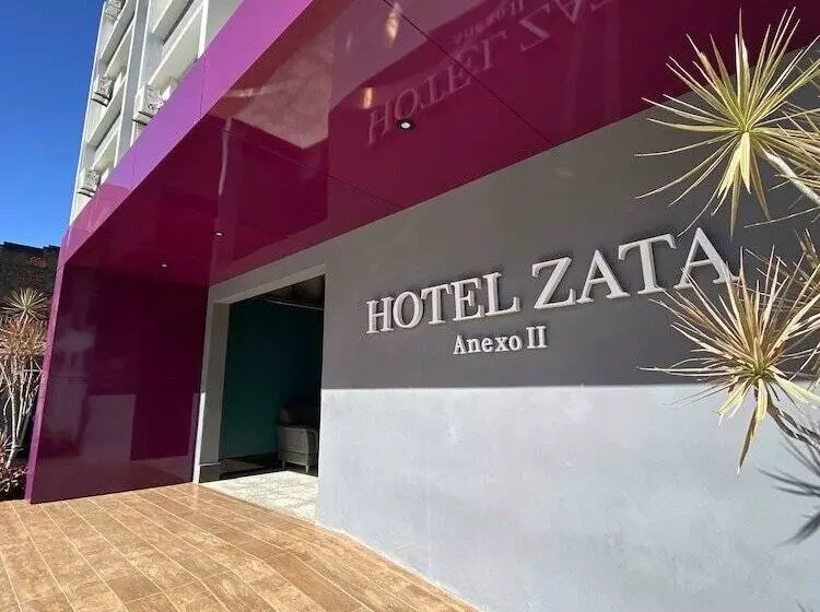 ホテル Zata E Flats