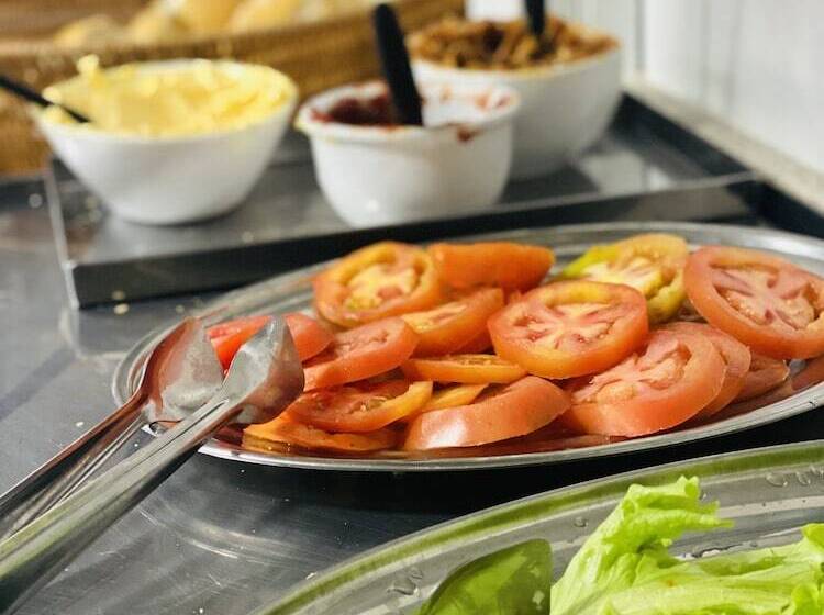 בית מלון כפרי Zata E Flats