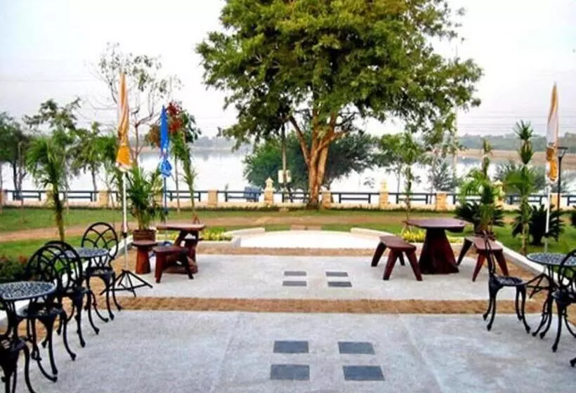 ホテル Pang Rujee Resort