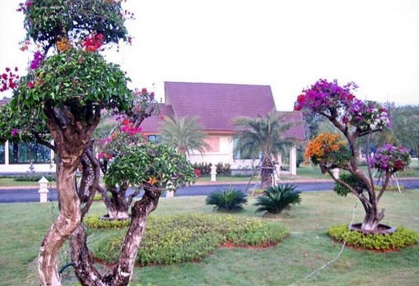 Hotel Pang Rujee Resort