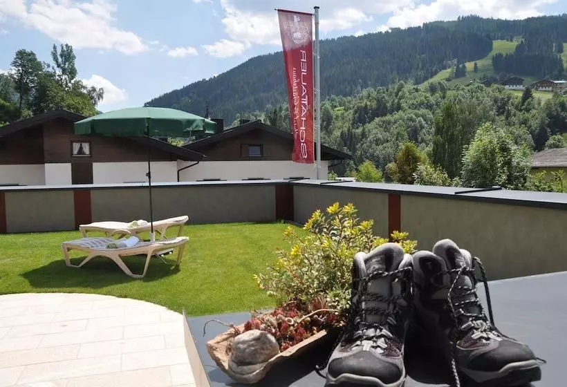 ホテル Appartement Schattauer