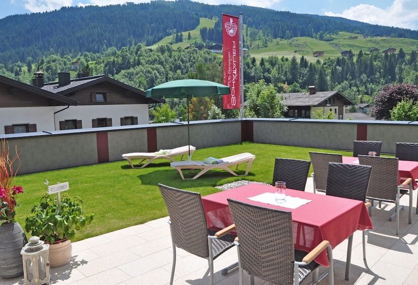 ホテル Appartement Schattauer