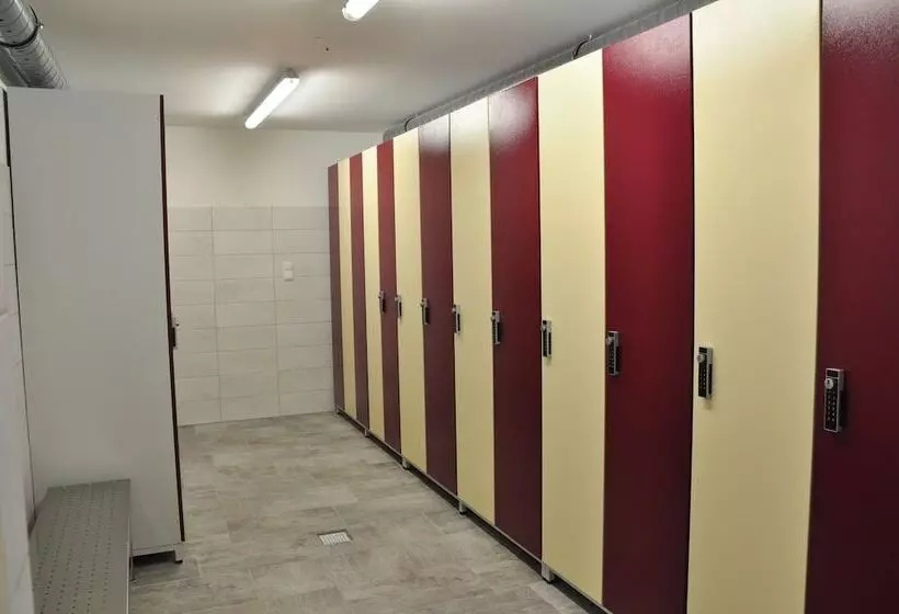 ホテル Appartement Schattauer