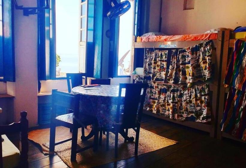Hostel Torre Bahia
