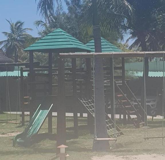 בית מלון כפרי Beach Place Resort Residence