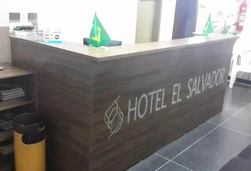 ホテル El Salvador
