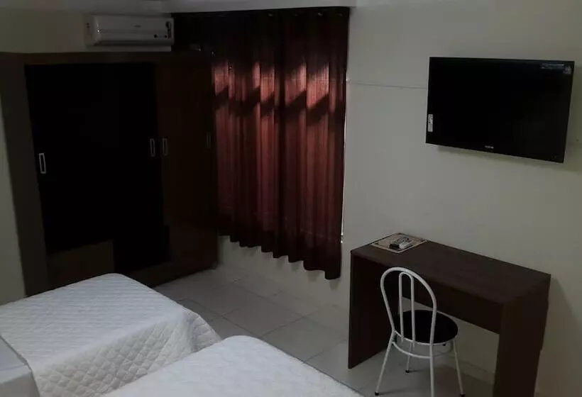 ホテル El Salvador