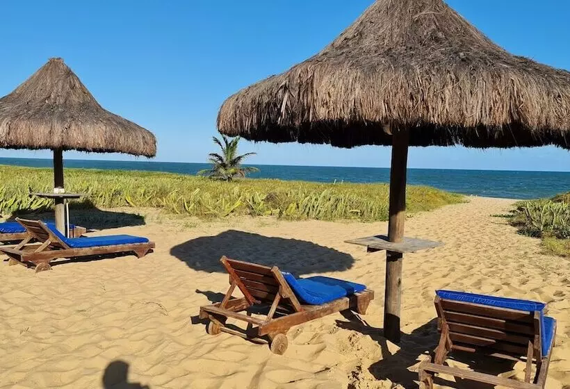 Hotelli Pousada Praia Das Ondas   Pé Na Areia