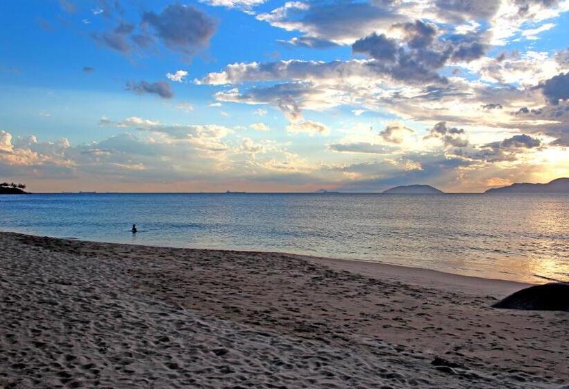 هتل Pousada Villaggio Assis