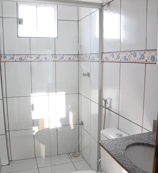 בית מלון כפרי Strato Express Residence