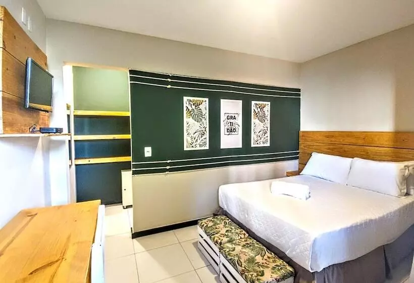 ユースホステル Vila Aju  Pousada Tematica