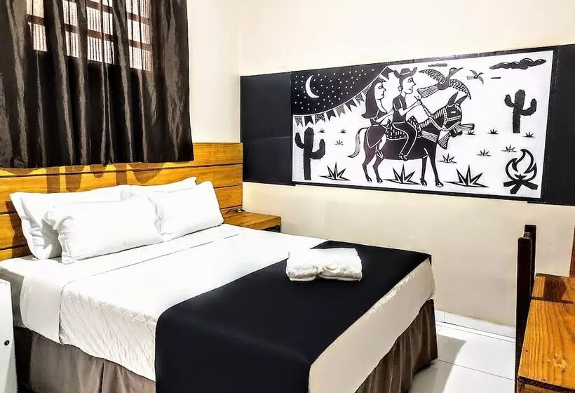 ユースホステル Vila Aju  Pousada Tematica