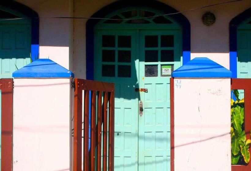 Alfazema Cultural Bed And Breakfast