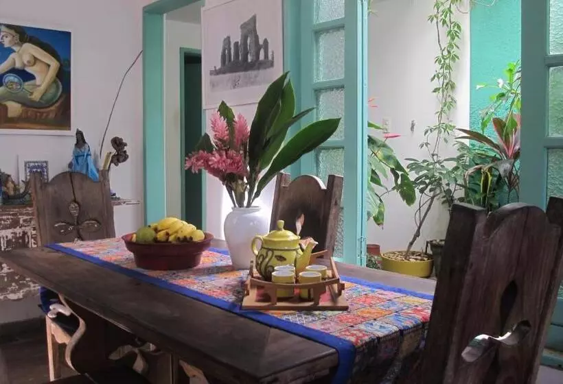 Alfazema Cultural Bed And Breakfast