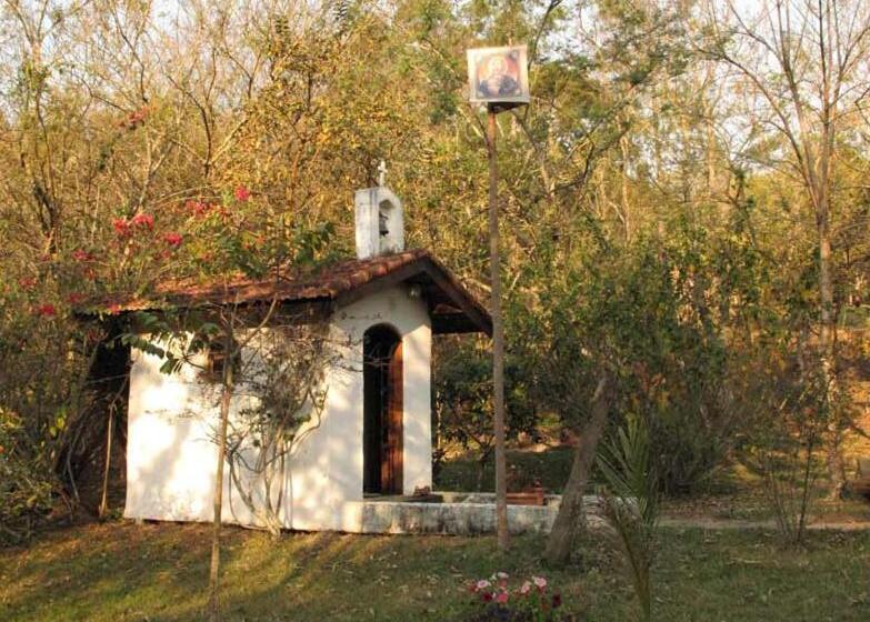 مبيت وإفطار Champagny Pousada