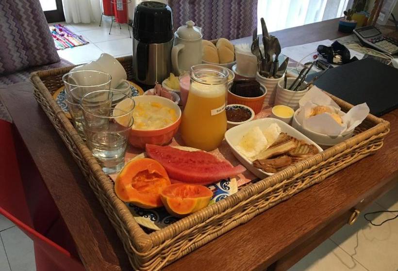 تختخواب و صبحانه Pousada Ahp