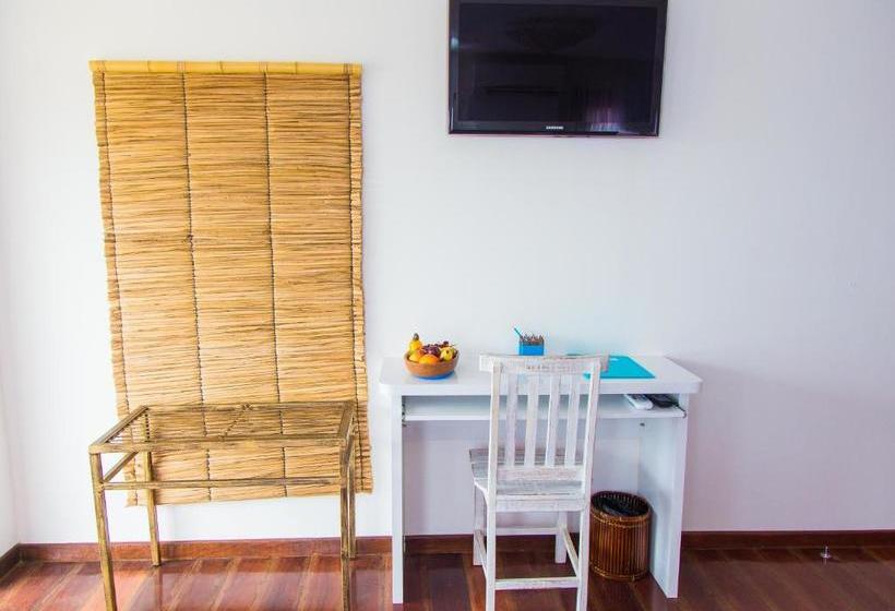 تختخواب و صبحانه Pousada Ahp