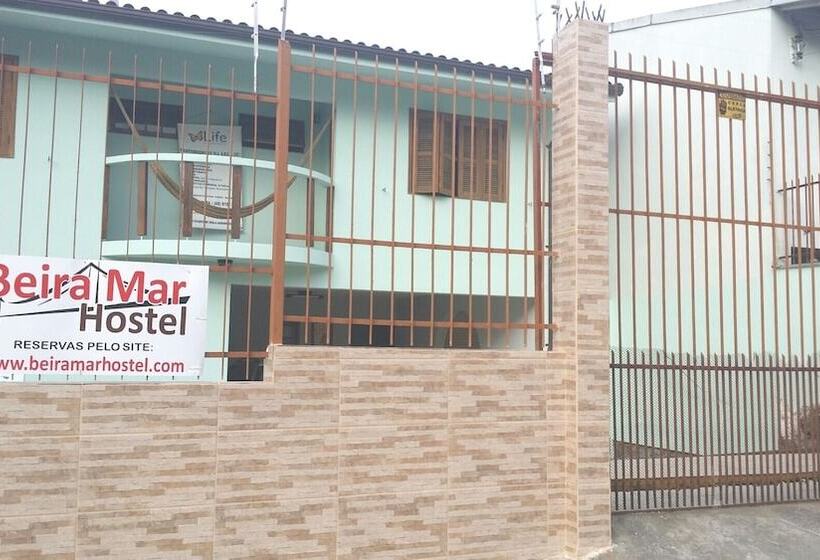 Beira Mar Hostel