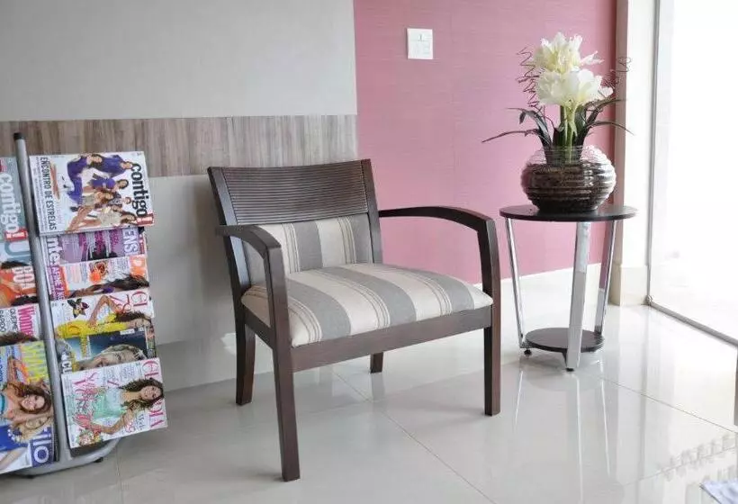 Hotelli Bougainville Barreiras