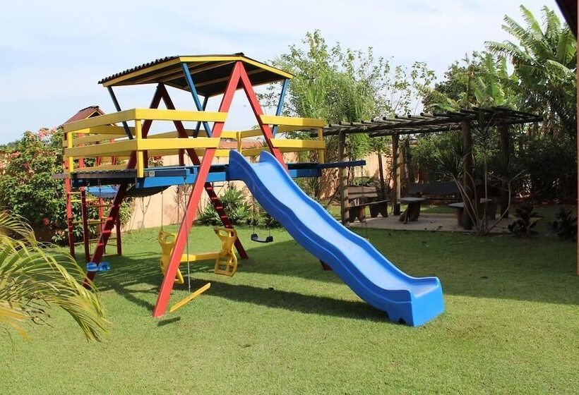 ホテル Imigrantes