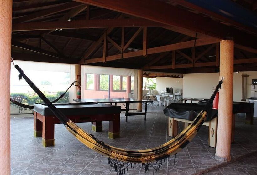 ホテル Imigrantes