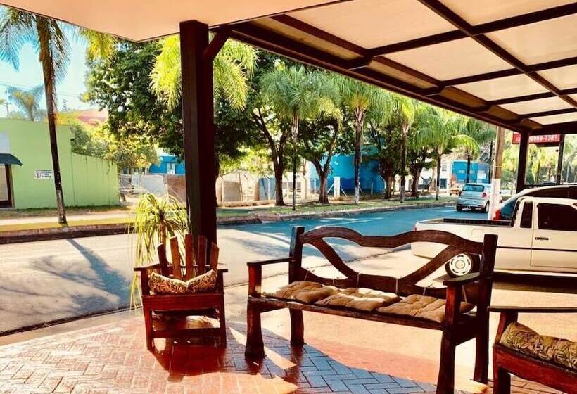 ホテル Imigrantes