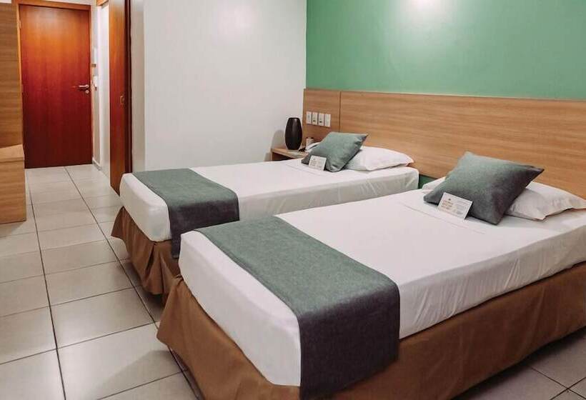 ホテル Imigrantes