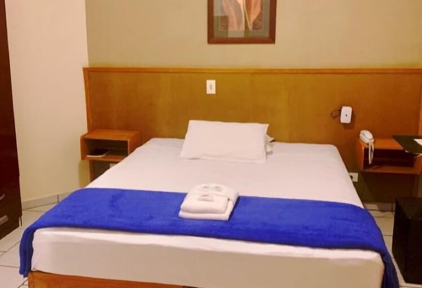 ホテル Imigrantes