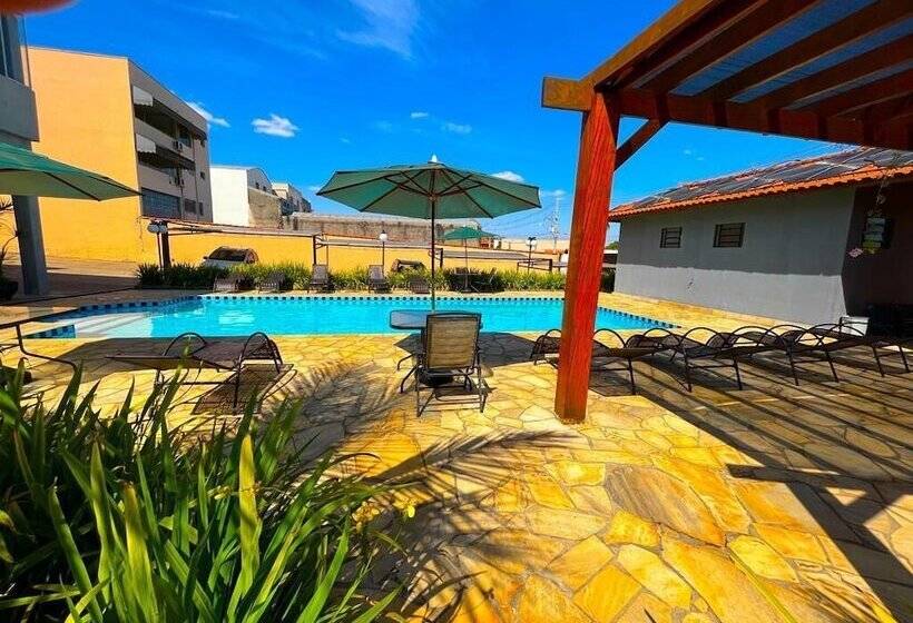 ホテル Imigrantes