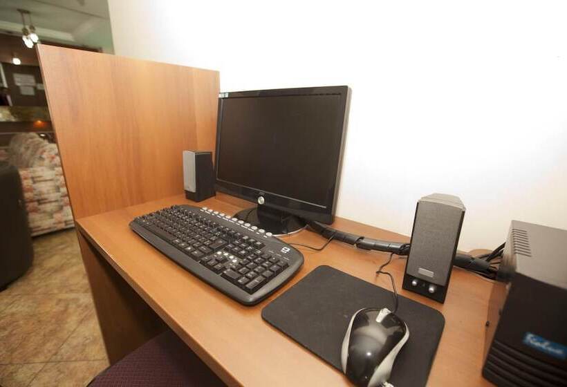 Отель Oly Plaza