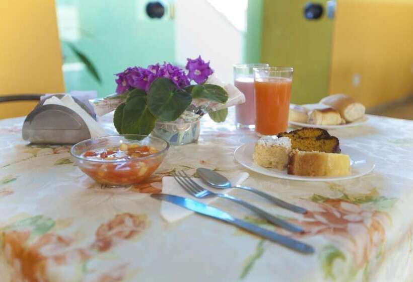 Отель Oly Plaza