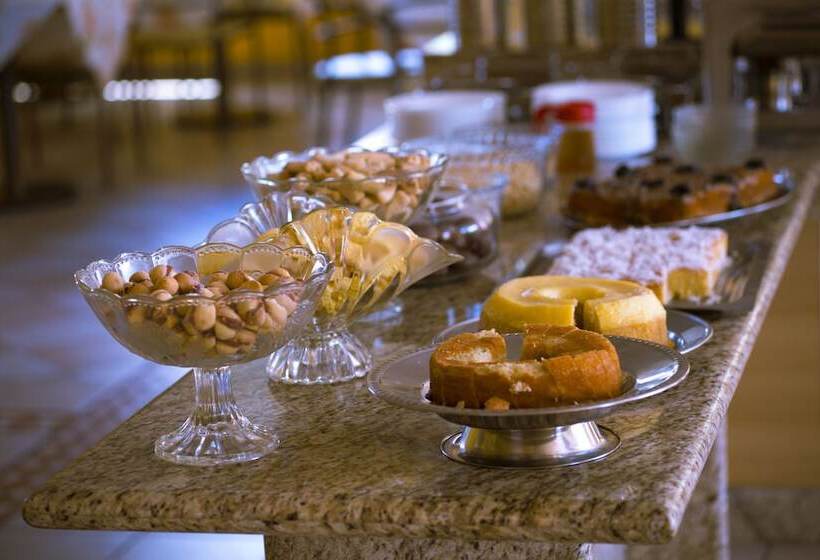 Отель Oly Plaza