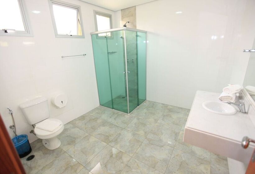 Отель Oly Plaza