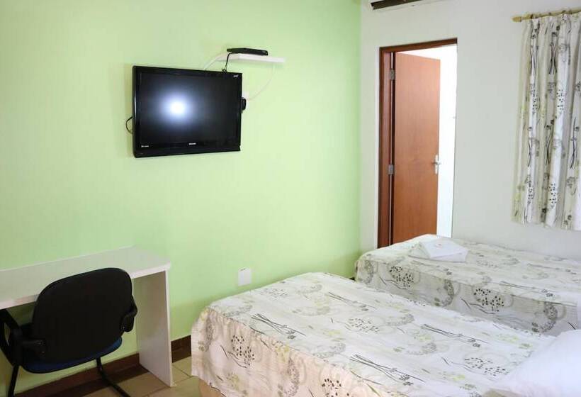 Отель Oly Plaza