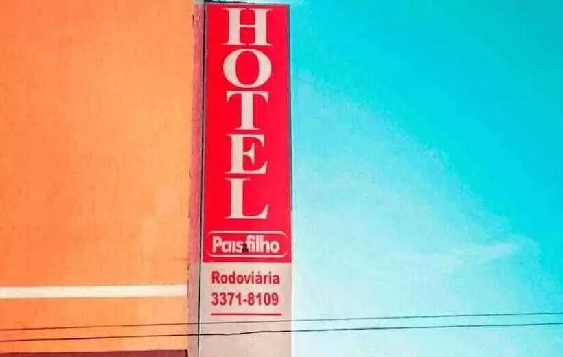ホテル Pais E Filhos
