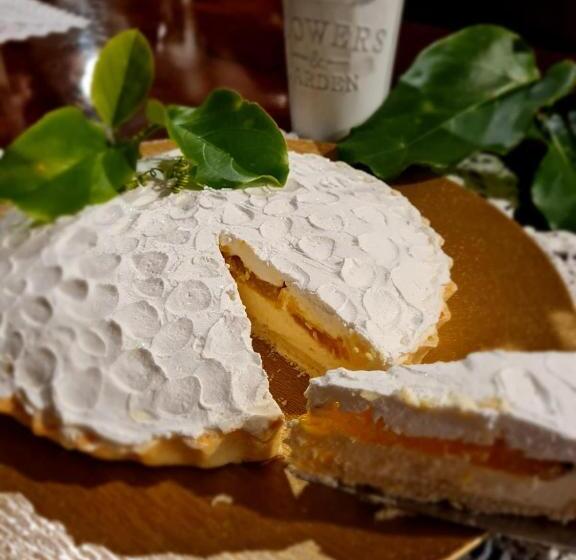 Отель Schneider