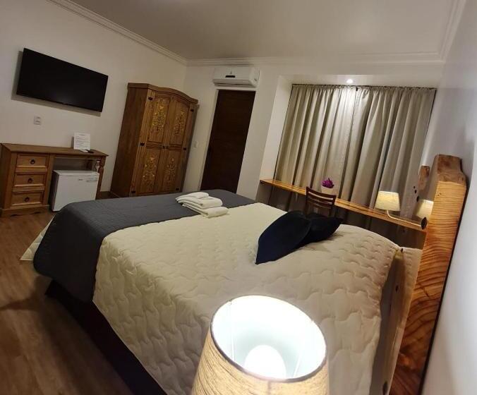 Отель Schneider