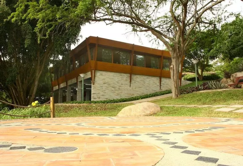 Oasis Hotel Spa