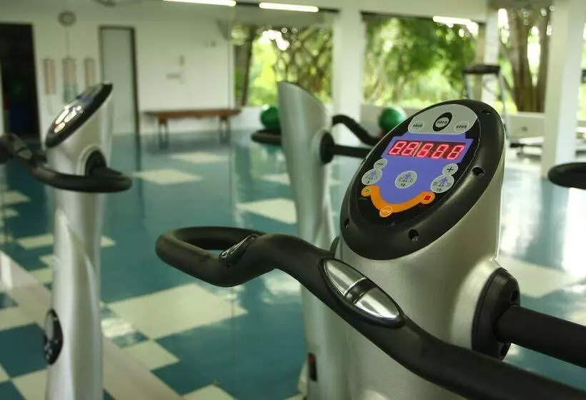 Oasis Hotel Spa
