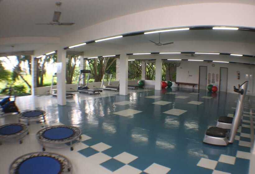 Oasis Hotel Spa