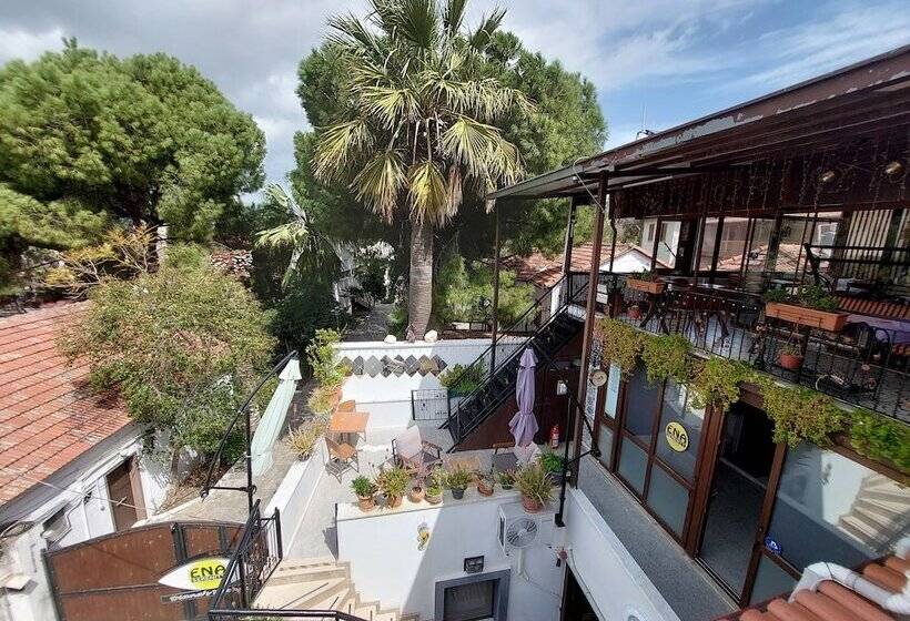 בית מלון כפרי Ena Serenity Boutique